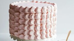 Easy Cake Decorating Ideas For Newbies: Get Creative With Frosting And Sprinkles!